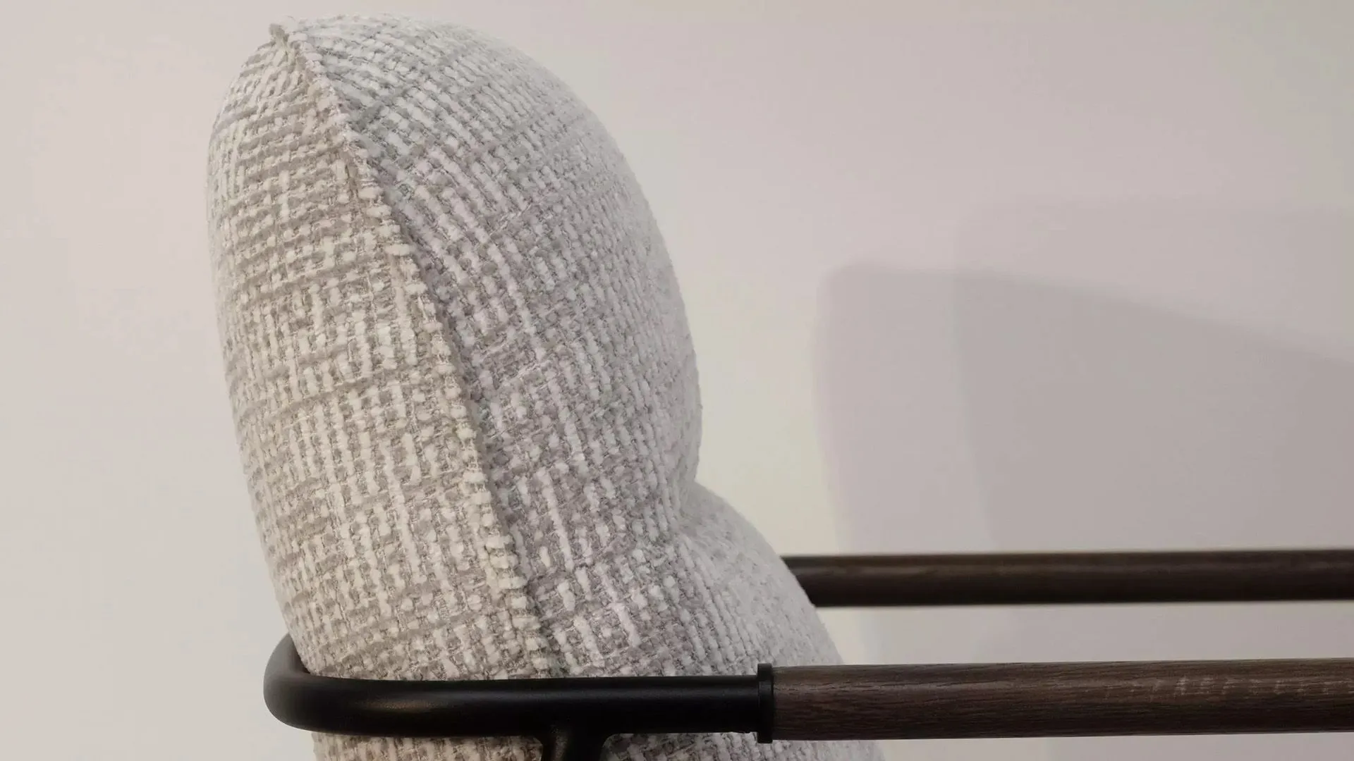 Кресло Terni - Napoli 2251 Ткань серо-коричневого цвета  -  Под заказ в интерьере