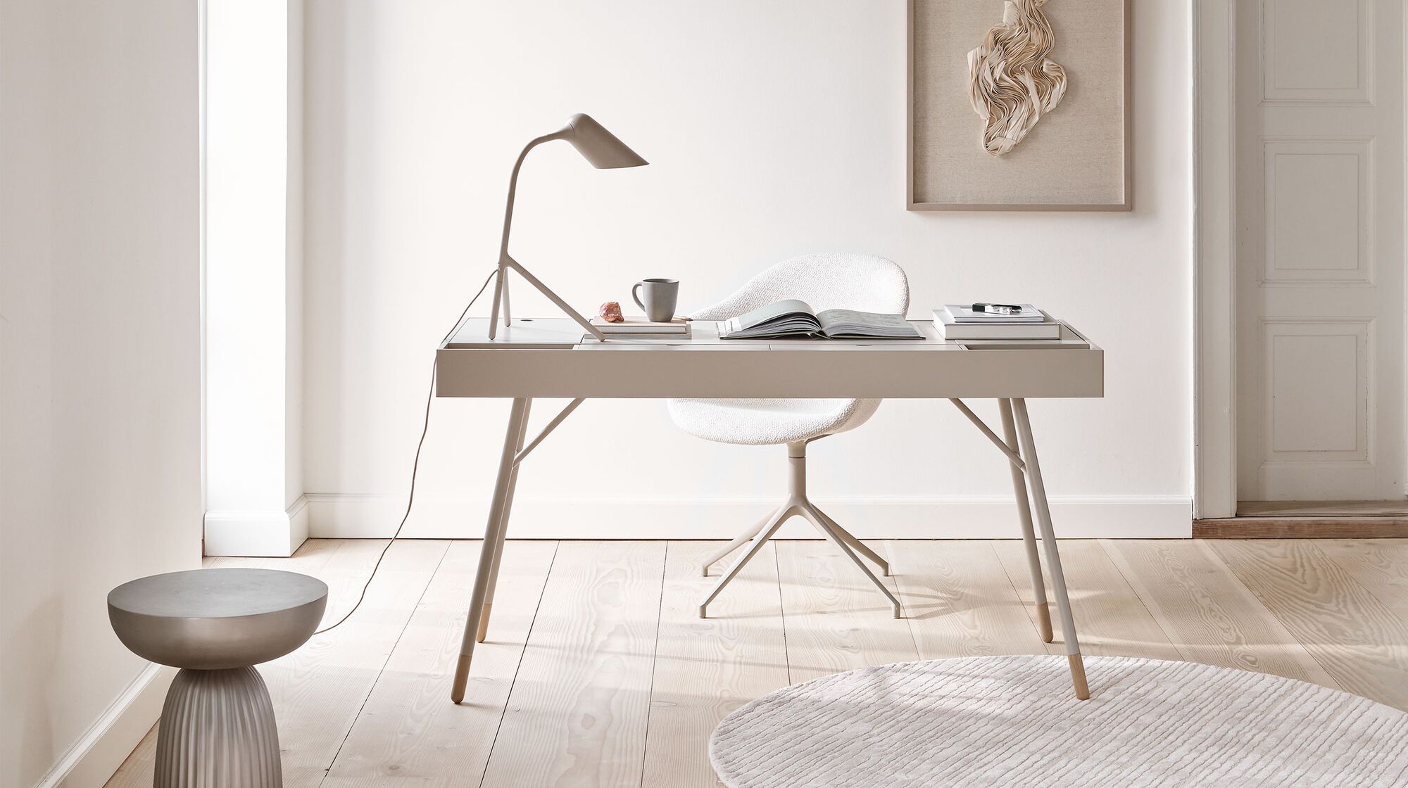 Напольный светильник Curious -  Под заказ в интерьере