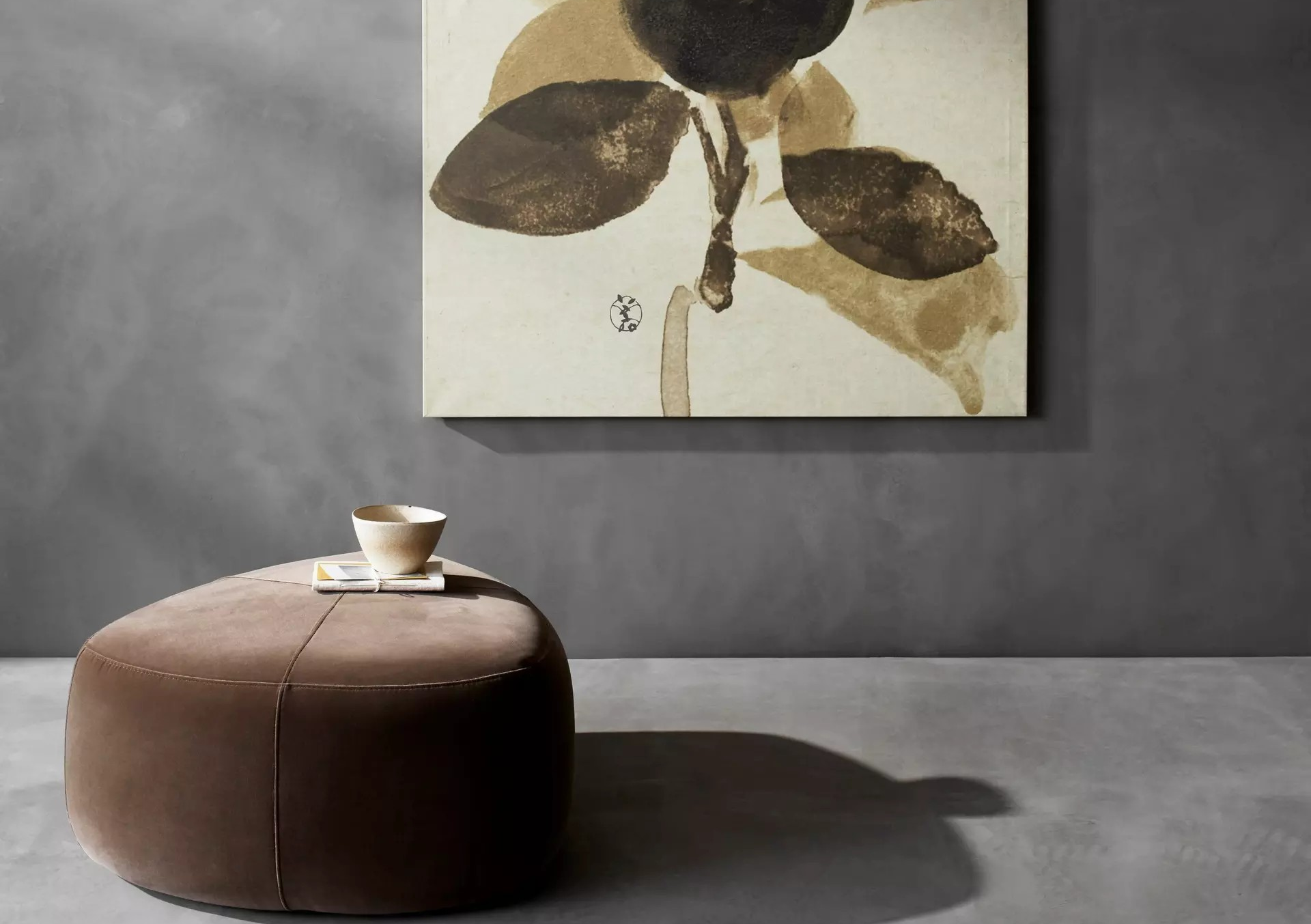 Пуф Bermuda - Avellino ткань красного цвета 3250 -  В наличии в интерьере