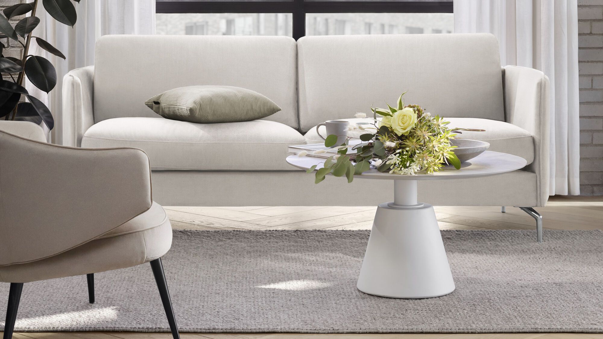 Стол Madrid -  Под заказ в интерьере