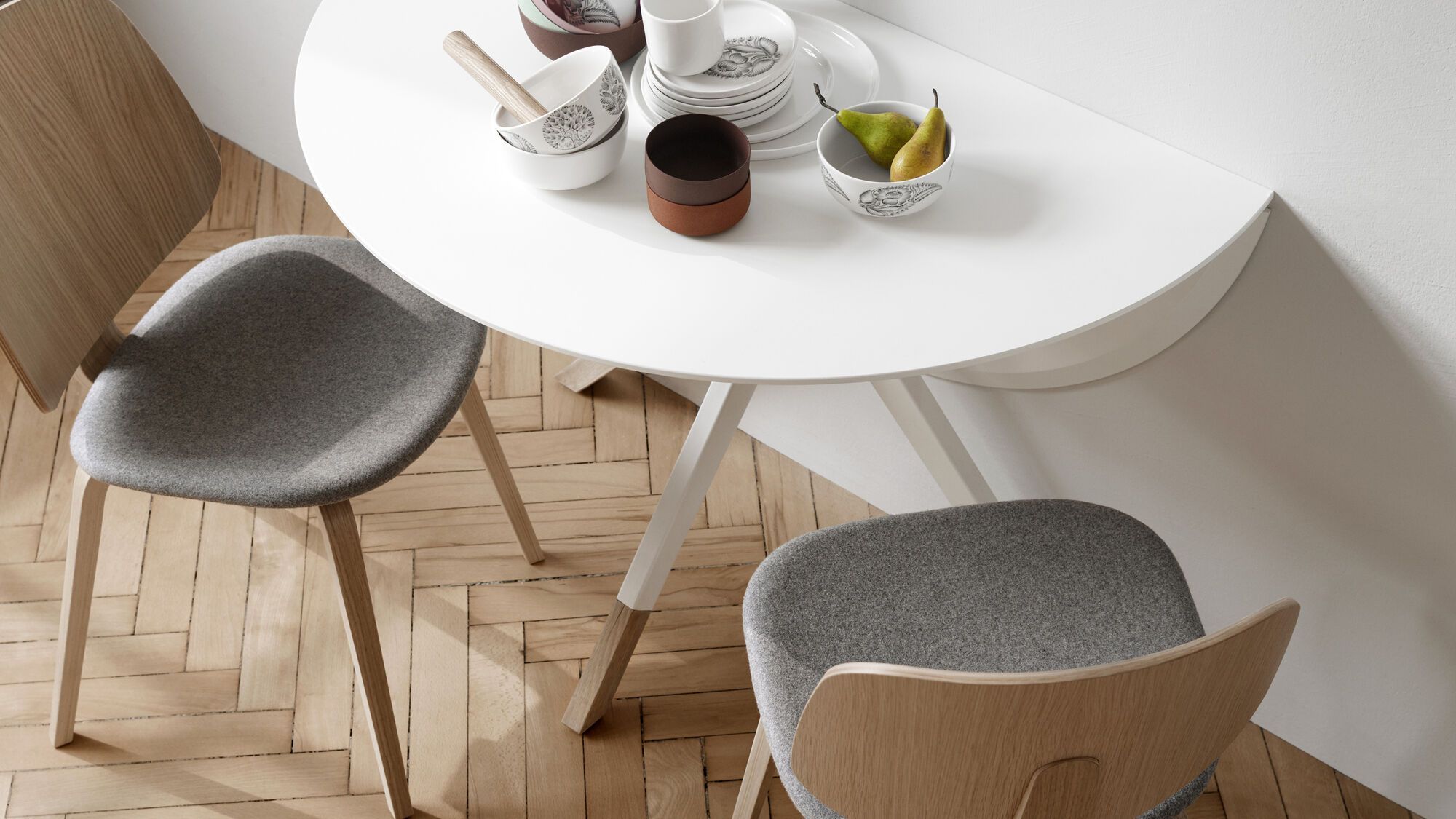 Стол Billund -  В наличии в интерьере