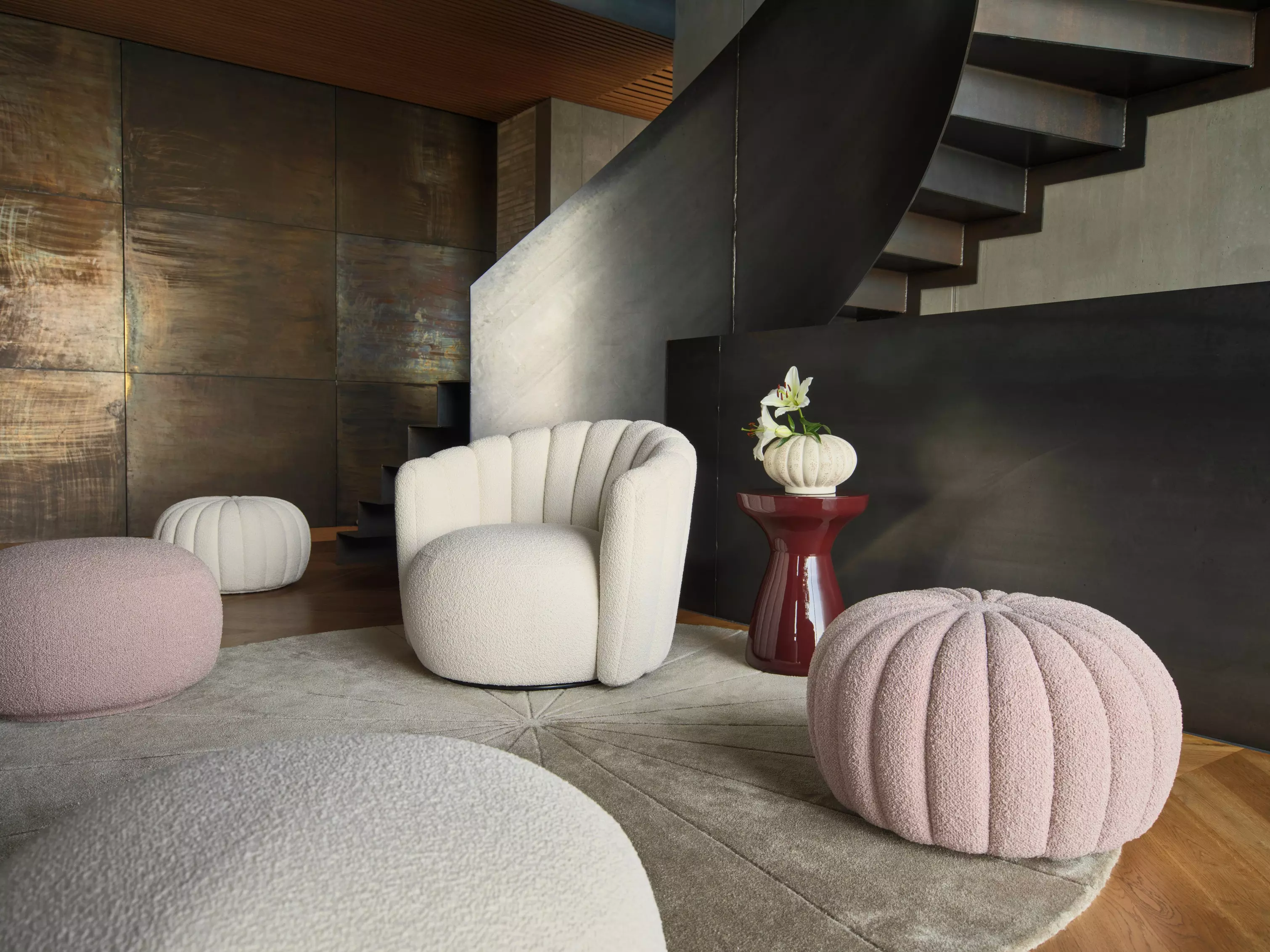 Кресло Sweet Art c поворотным основанием - Tomelilla fabric 3145 Бежевая ткань -  Под заказ в интерьере