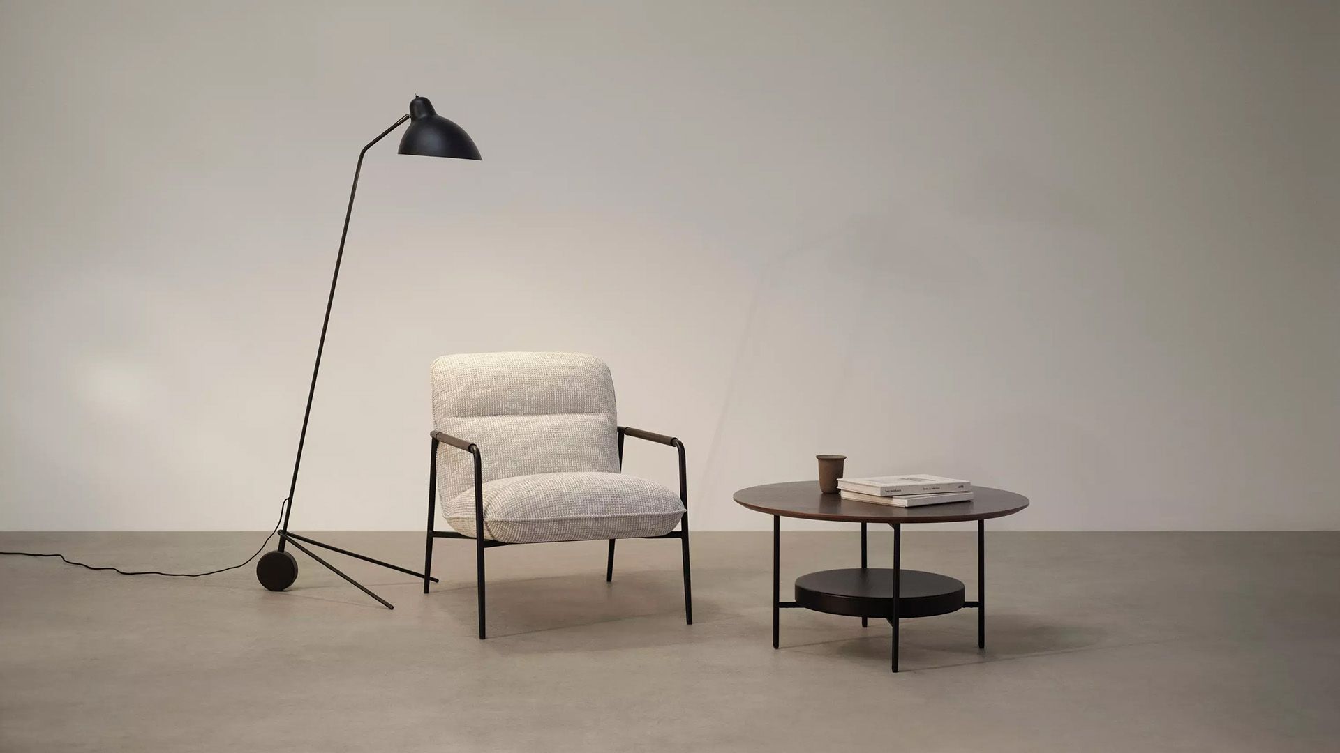 Кресло Terni - Napoli 2257 Ткань  тёмно-синего цвета  -  Под заказ в интерьере