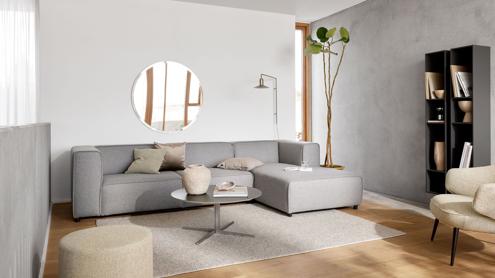 Диван с козеткой Carmo -  Под заказ в интерьере