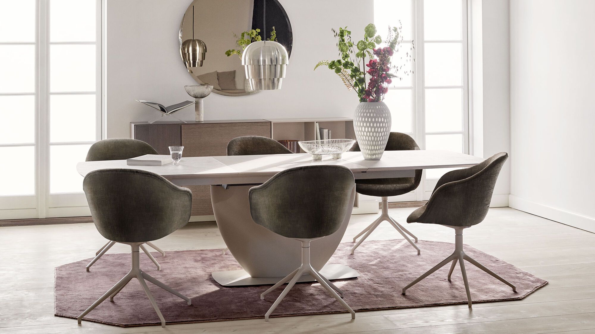 Cтул Adelaide с функцией вращения - Bristol 3063 Ткань бежевая  -  Под заказ в интерьере