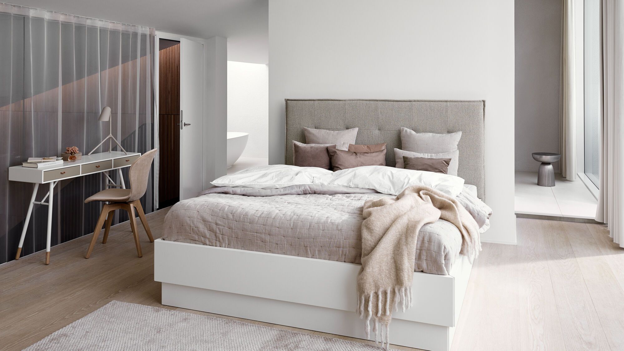 Cтул Adelaide с функцией вращения - Bristol 3063 Ткань бежевая  -  Под заказ в интерьере