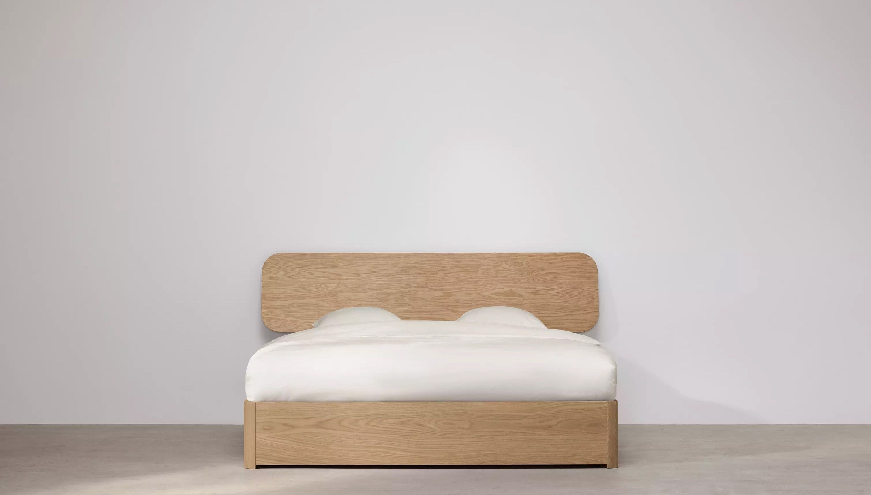 Кровать Element с настенным изголовьем  -  Под заказ в интерьере