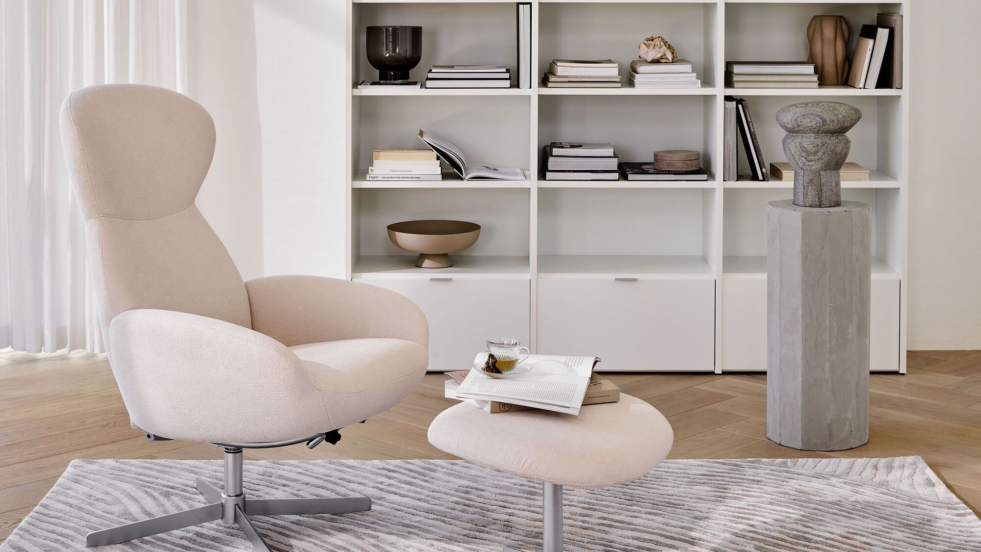 Скульптура Carve -  Под заказ в интерьере