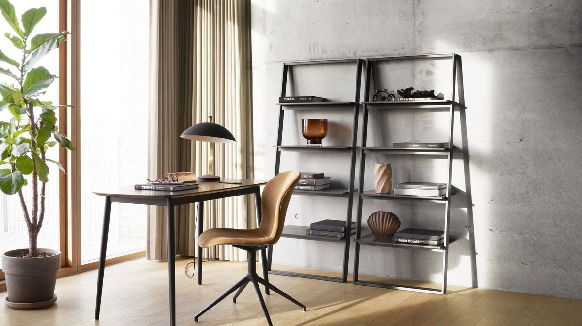   Письменные столы