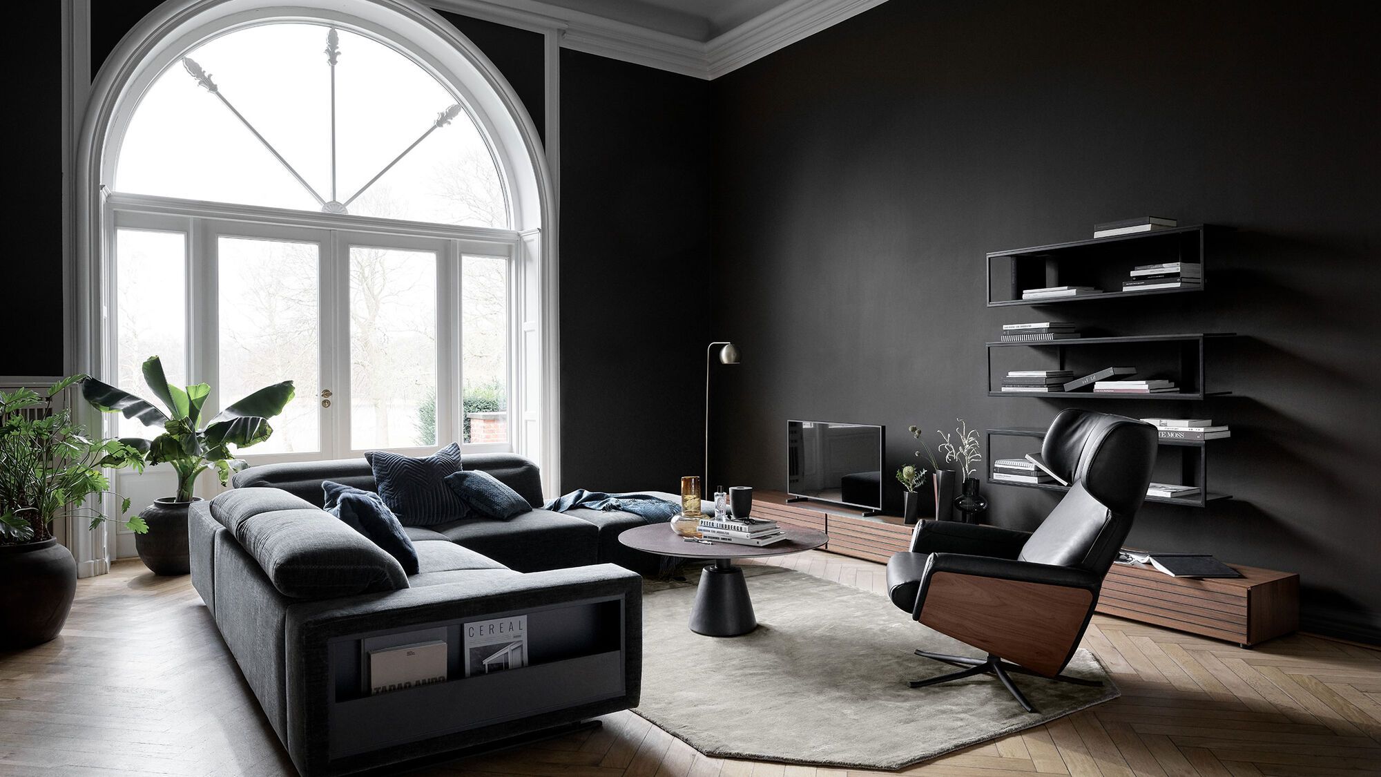 Стол Madrid -  Под заказ в интерьере