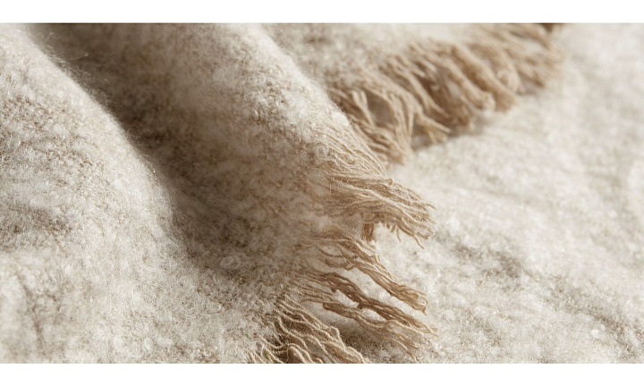 Плед Cuddle Me -  В наличии